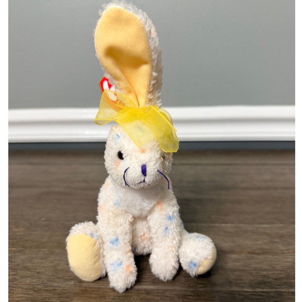 Ty Beanie Babies Carrots the Bunny 2001 White Pastel Spotted Easter Rabbit Plush